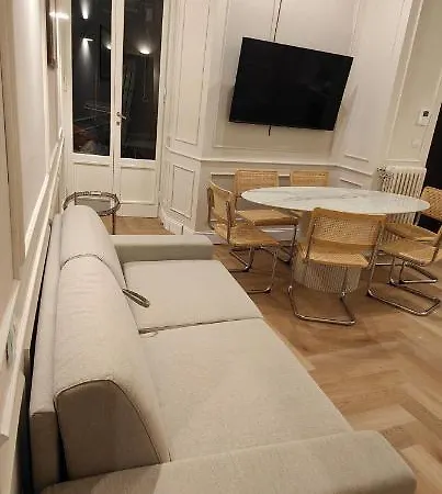 Lägenhet Marcora 6 G Luxury Living Milano