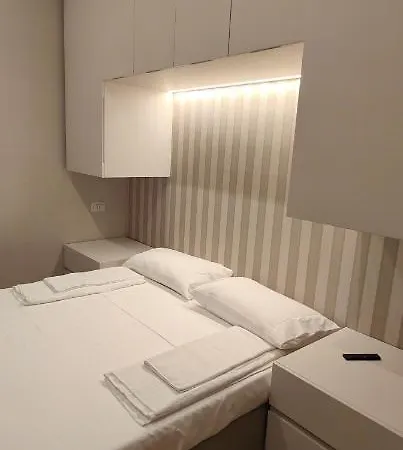 Marcora 6g Luxury Living In Brera - 15min Walk To Duomo * Mediolan