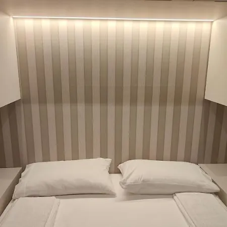 Lägenhet Marcora 6 G Luxury Living *