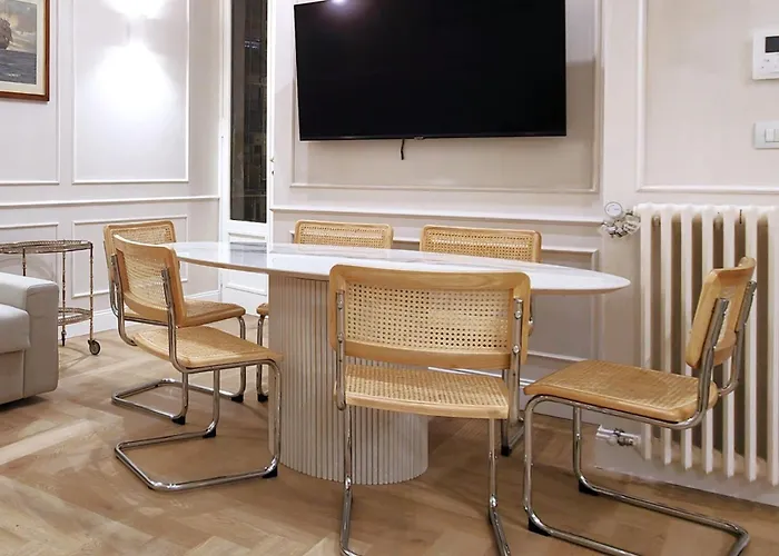 Marcora 6g Luxury Living In Brera - 15min Walk To Duomo *